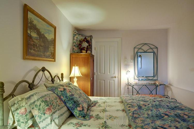 فكتوريا Amethyst Inn الغرفة الصورة