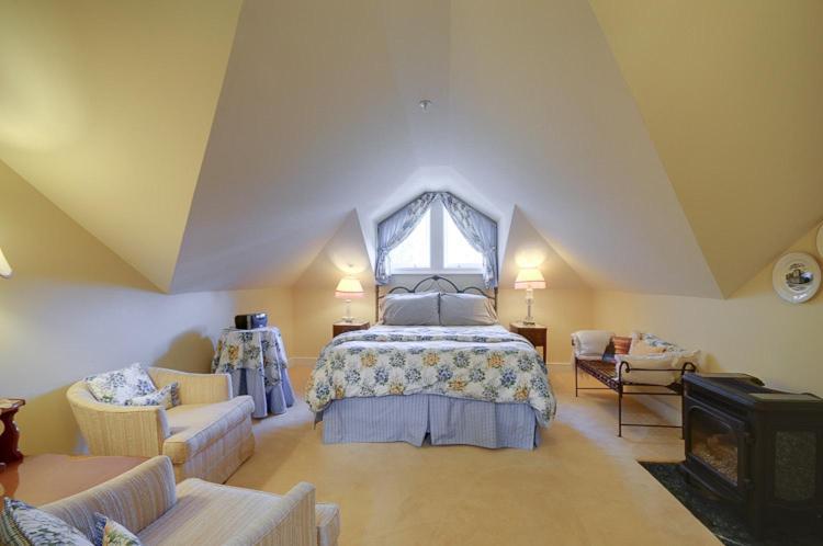 فكتوريا Amethyst Inn الغرفة الصورة