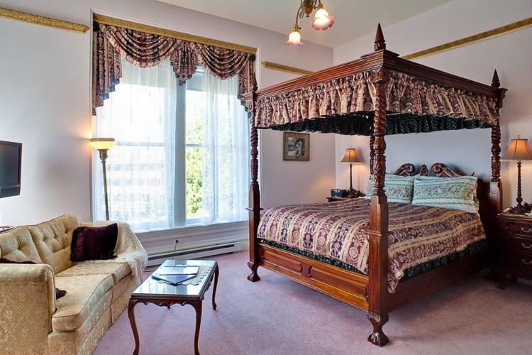 فكتوريا Amethyst Inn المظهر الخارجي الصورة
